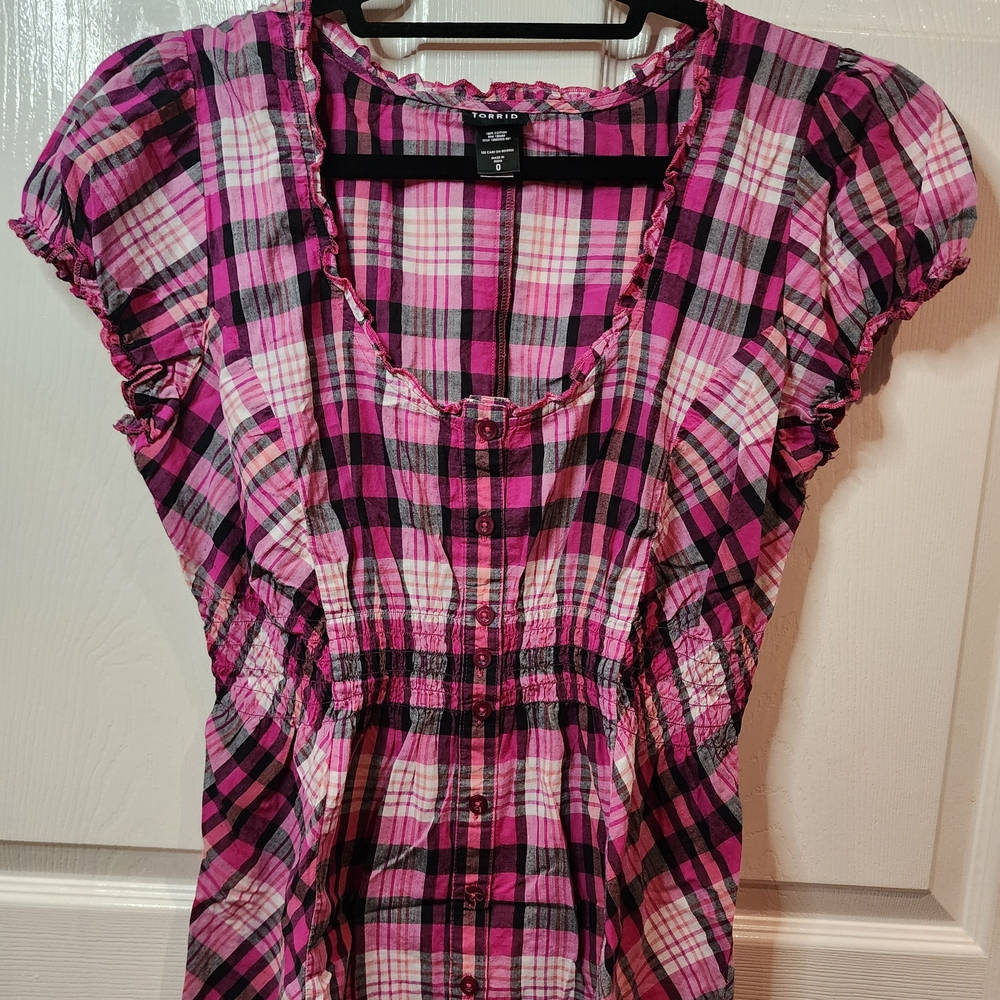 Torrid Plaid Pink Top Size 0